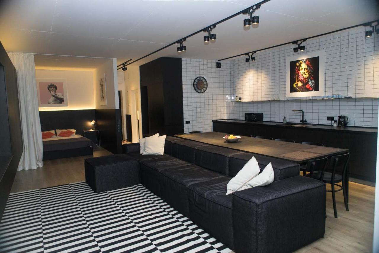 Stylish 1 Bedroom Studio Near Most City Dnipro Luaran gambar